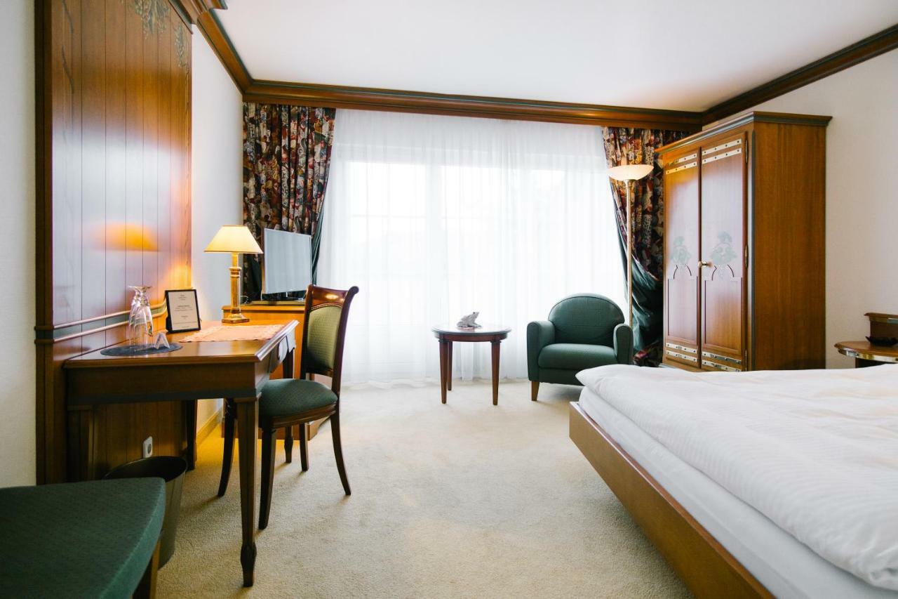 Landhaus Keller - Hotel & Restaurant Malterdingen Esterno foto