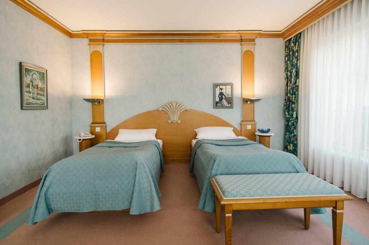 Landhaus Keller - Hotel & Restaurant Malterdingen Esterno foto