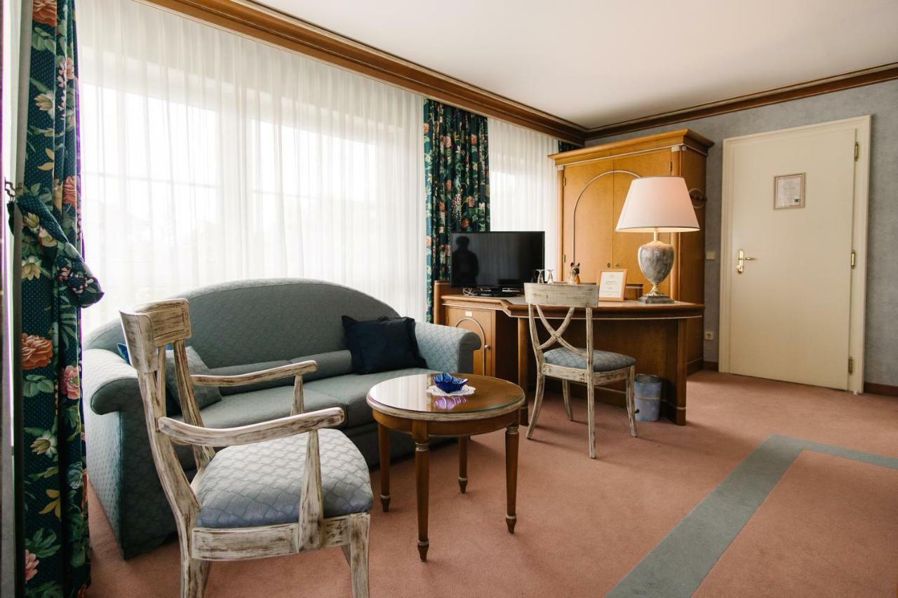 Landhaus Keller - Hotel & Restaurant Malterdingen Esterno foto